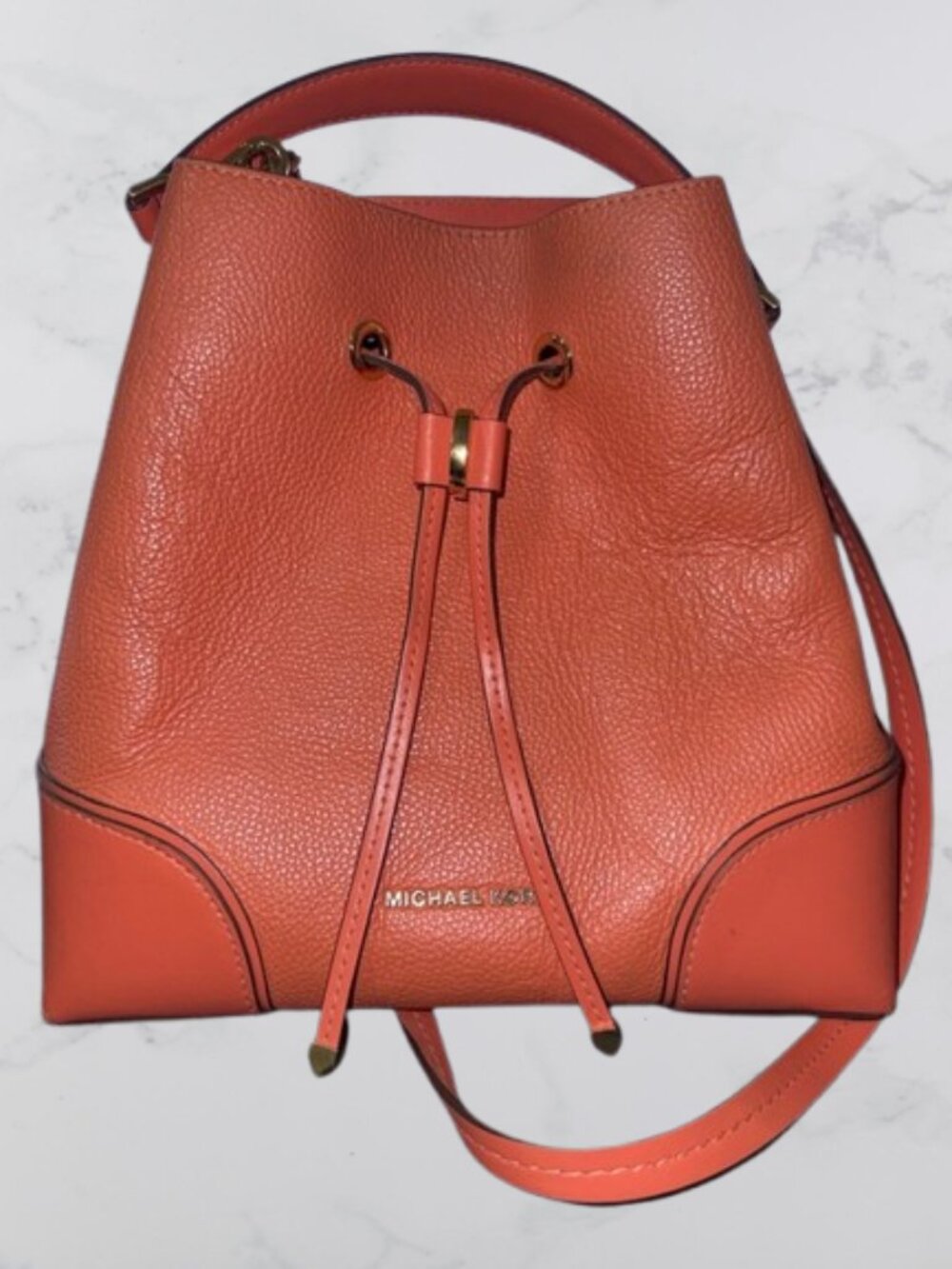 MICHAEL KORS Leather Medium MERCER GALLERY Drawstring Bucket Bag-Coral/Pink